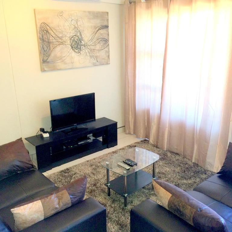 Prestige Apartments Sandton At Westpoint Йоханесбург Стая снимка