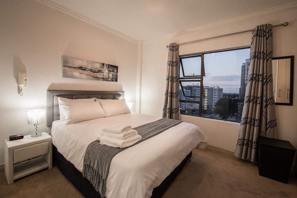 Prestige Apartments Sandton At Westpoint Йоханесбург Екстериор снимка