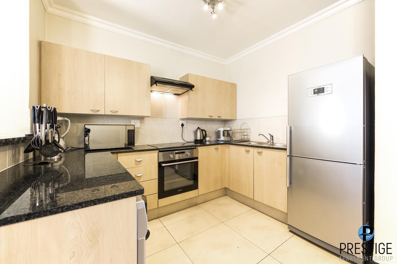 Prestige Apartments Sandton At Westpoint Йоханесбург Екстериор снимка