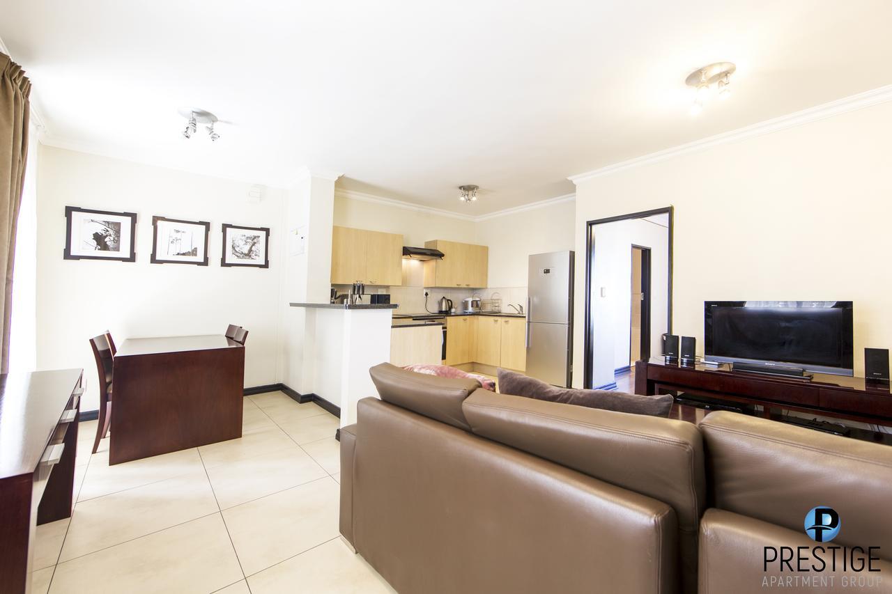 Prestige Apartments Sandton At Westpoint Йоханесбург Екстериор снимка